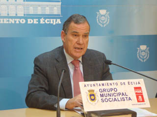 El PSOE critica al alcalde por intentar desviar la atención de una mala gestión