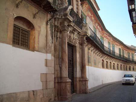 Urge consensuar un uso para el Palacio de Peñaflor
