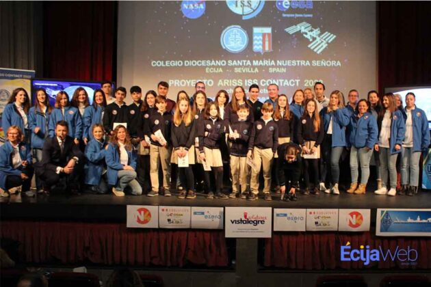 Realizada con &eacute;xito la conexi&oacute;n entre alumnos de &Eacute;cija y la Estaci&oacute;n Espacial Internacional