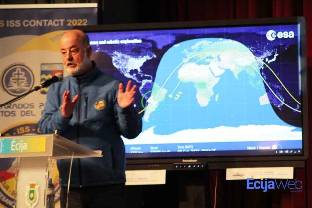 Realizada con &eacute;xito la conexi&oacute;n entre alumnos de &Eacute;cija y la Estaci&oacute;n Espacial Internacional