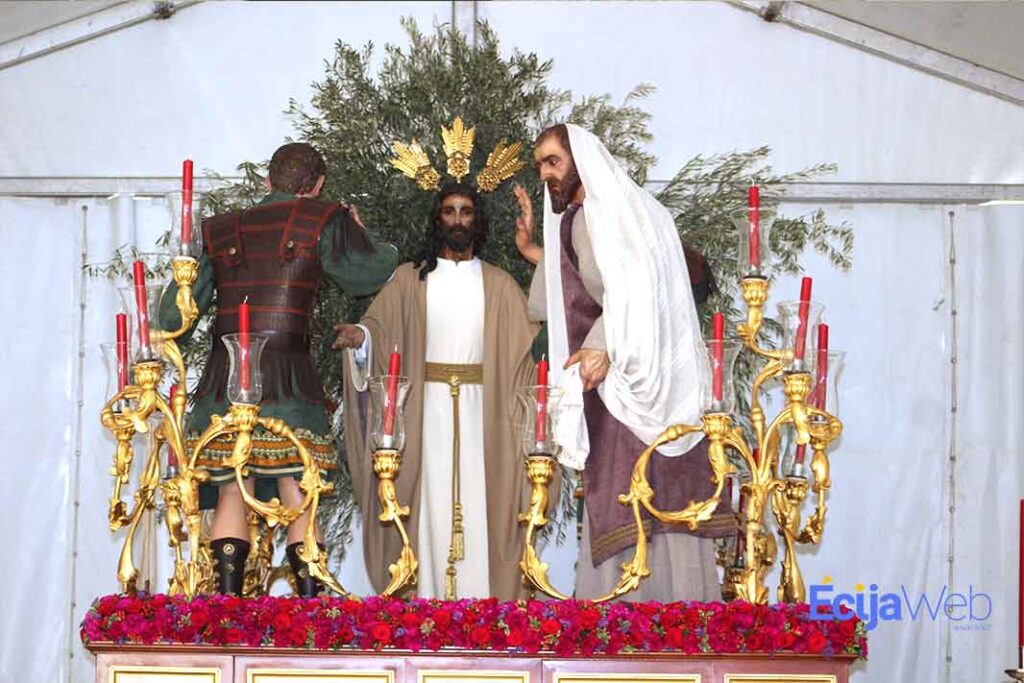El Señor del Amor en su carpa
