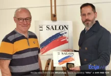 Blasco Rivero hace doblete en París recogiendo la medalla de bronce de Art Capital y el premio a la mejor escultura Blasco Rivero recibe la medalla de bronce en París