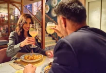 Celebra el Día de la Madre en La Mafia se sienta a la mesa en Écija La Mafia se sienta a la mesa - Día de la Madre