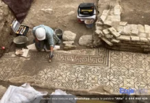 Las obras del ayuntamiento dejan al descubierto un nuevo mosaico romano Mosaico en el edificio del ayuntamiento